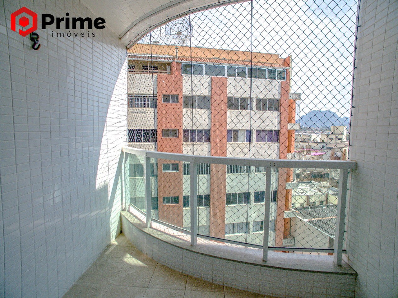 Apartamento para alugar com 3 quartos, 95m² - Foto 4