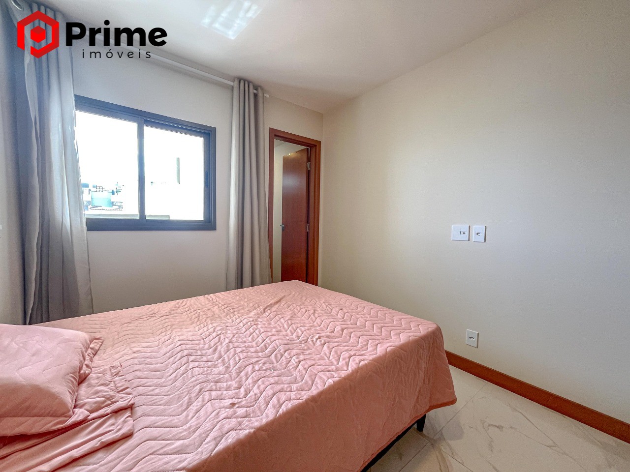 Apartamento à venda com 2 quartos, 72m² - Foto 11