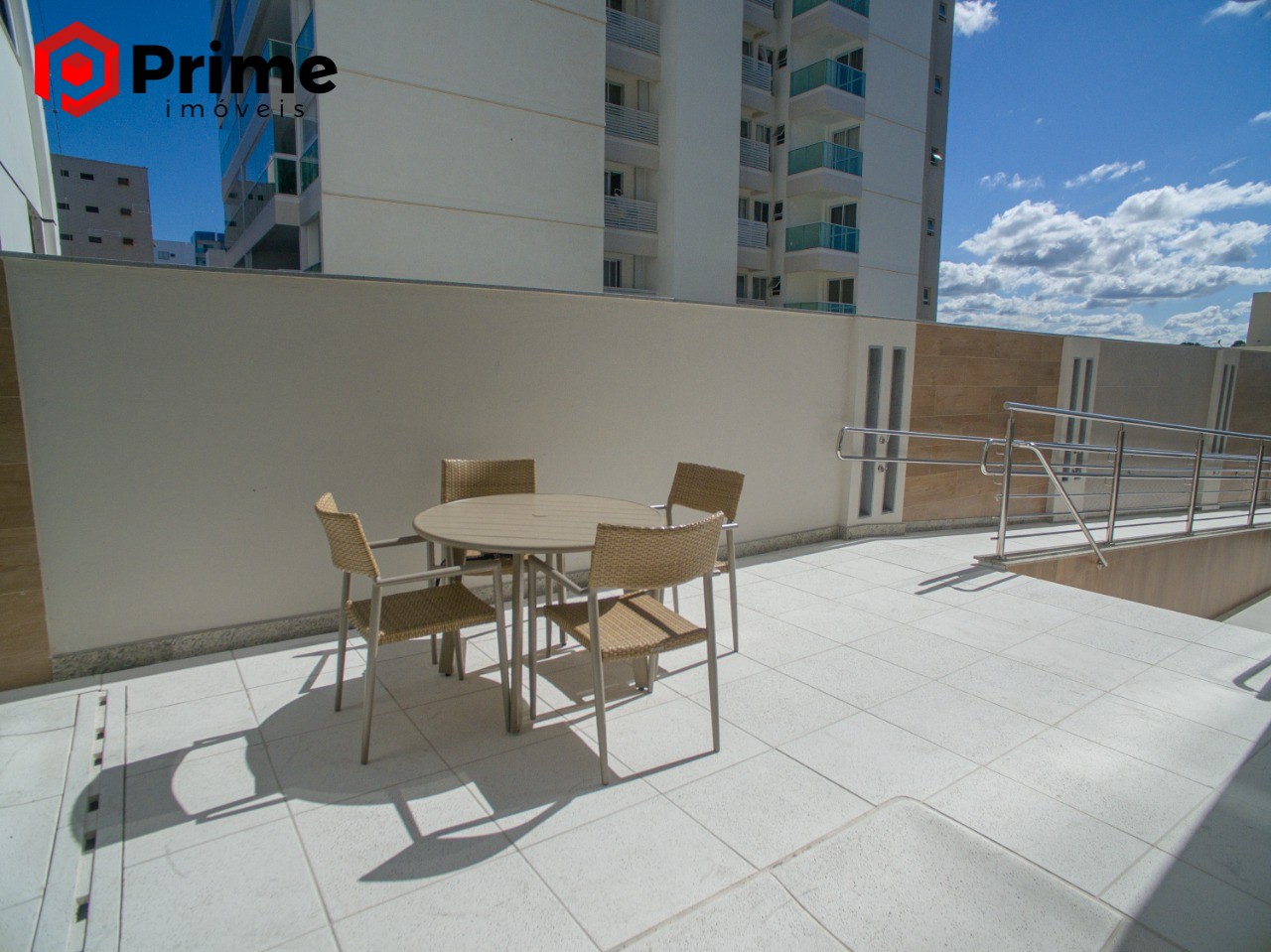 Apartamento para alugar com 3 quartos, 99m² - Foto 29