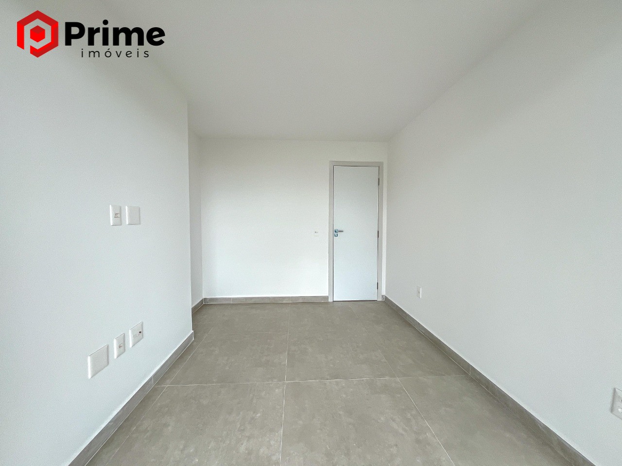 Apartamento à venda com 2 quartos, 69m² - Foto 5