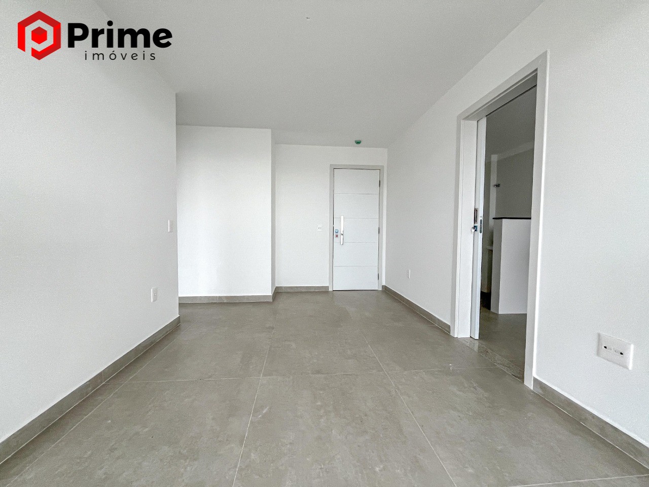 Apartamento à venda com 2 quartos, 69m² - Foto 4