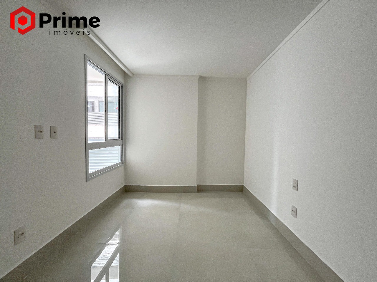 Apartamento à venda com 3 quartos, 113m² - Foto 18