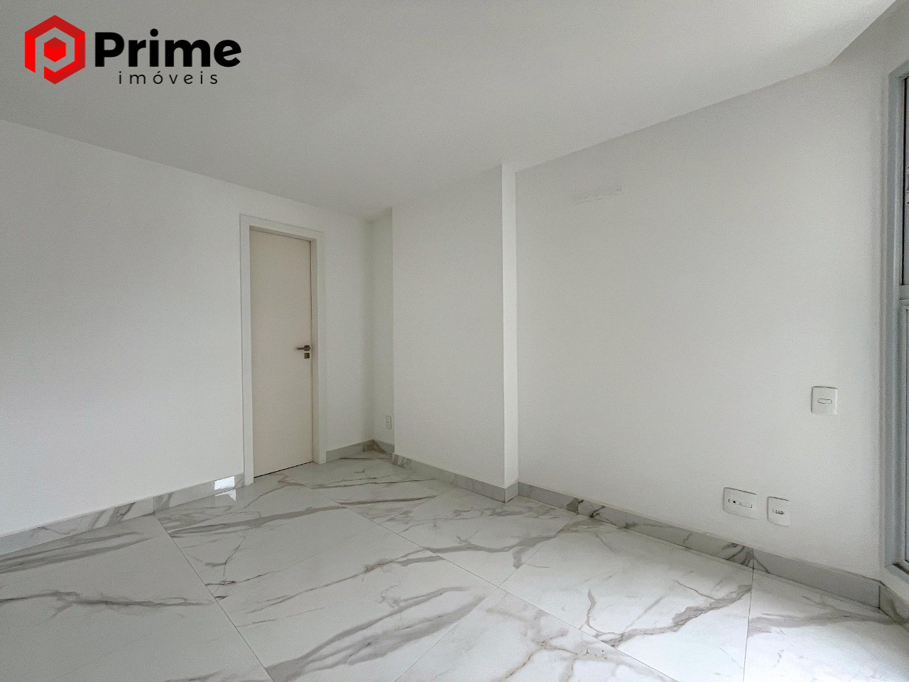 Apartamento à venda com 4 quartos, 143m² - Foto 8