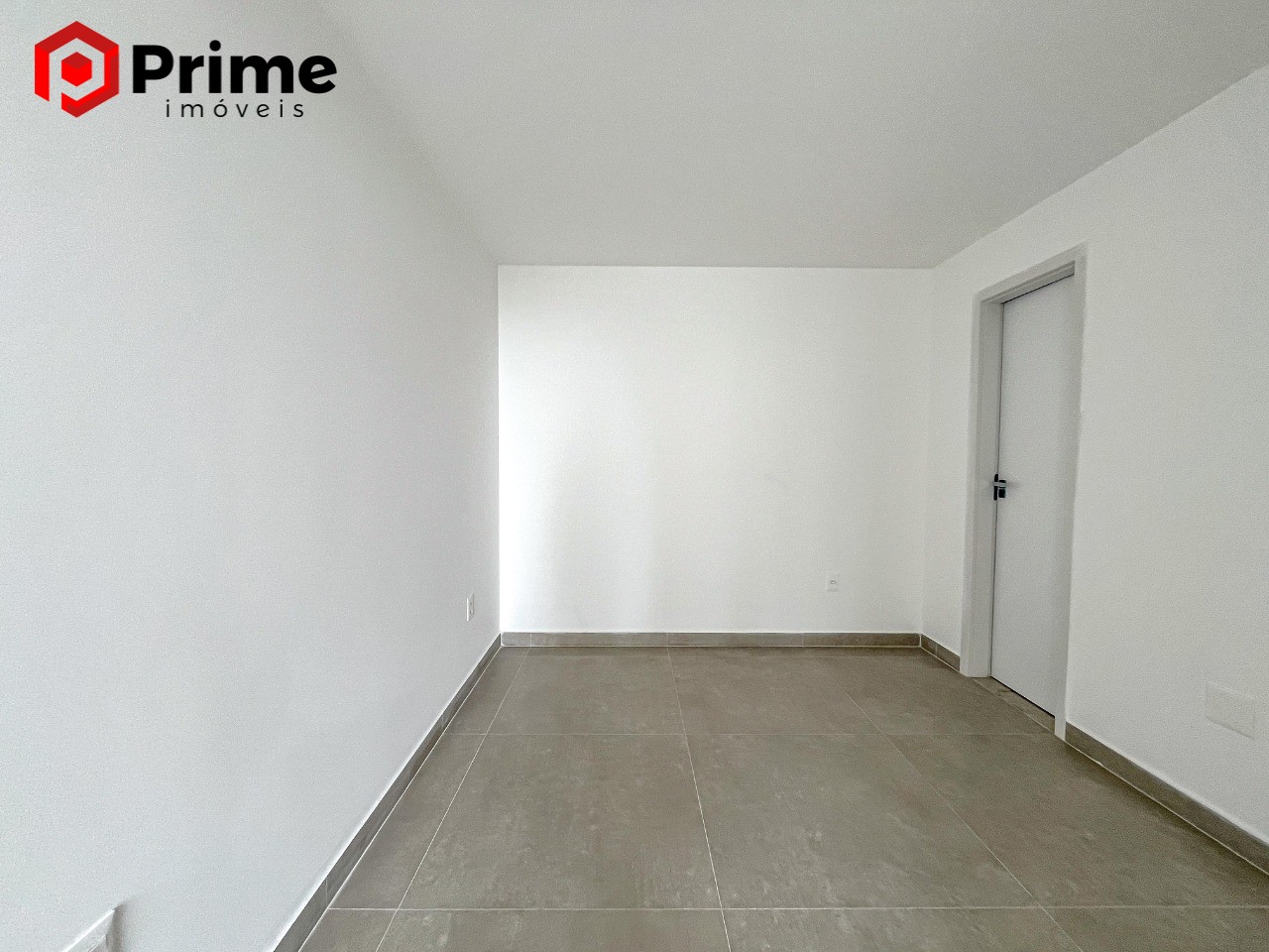 Apartamento à venda com 2 quartos, 69m² - Foto 12