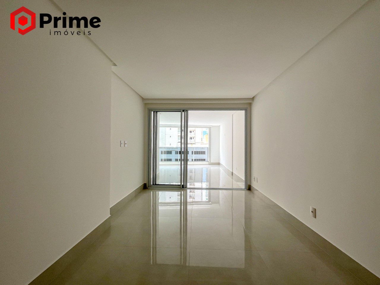 Apartamento à venda com 3 quartos, 113m² - Foto 1