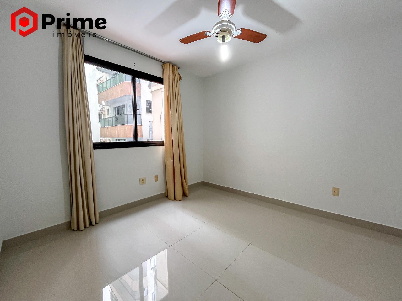 Apartamento à venda com 3 quartos, 130m² - Foto 10