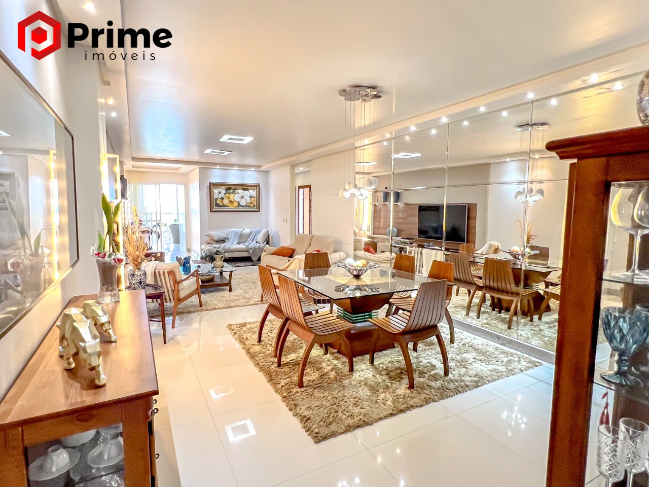 Apartamento, 4 quartos, 200 m² - Foto 1