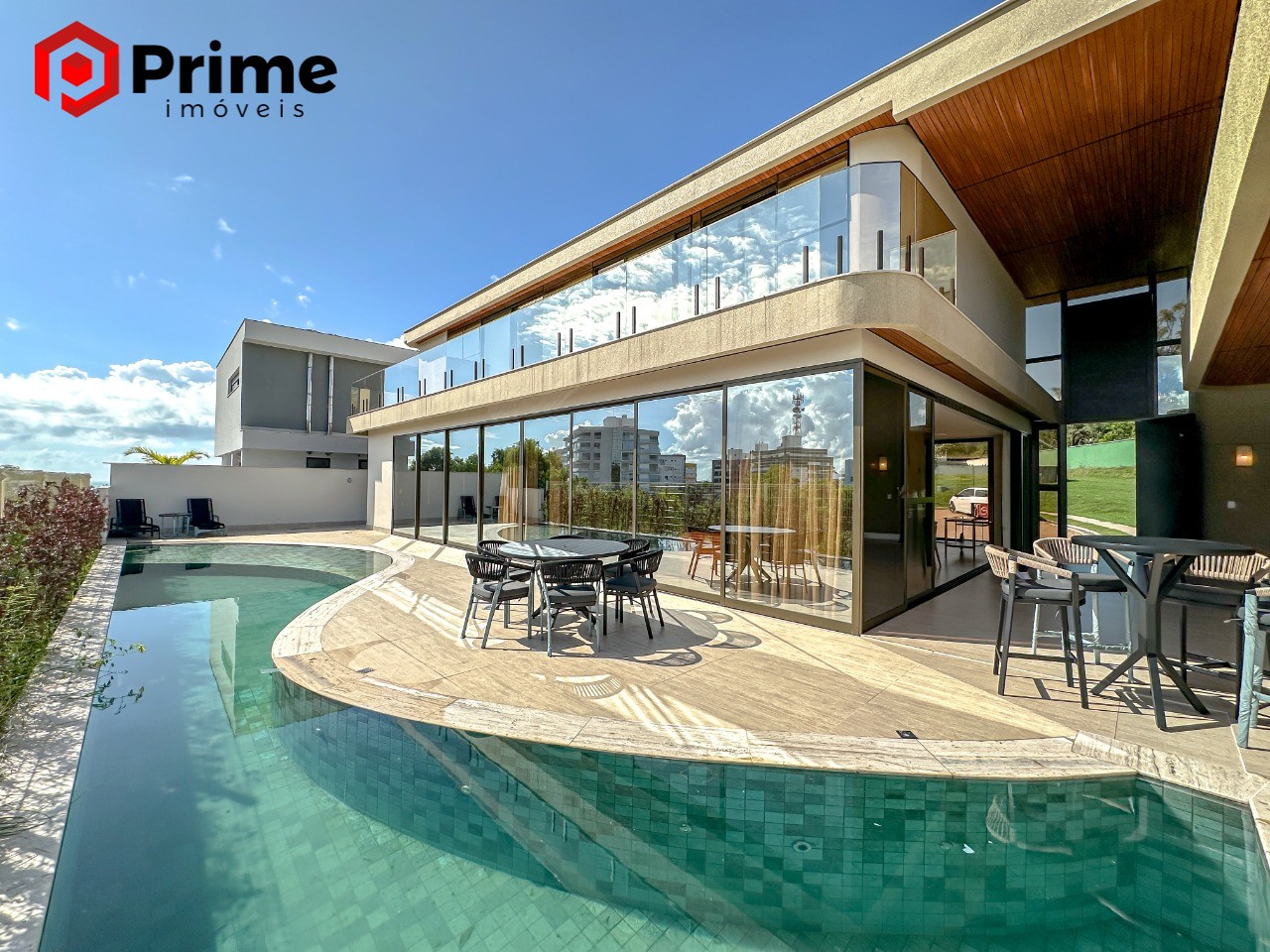 Casa, 4 quartos, 595 m² - Foto 1