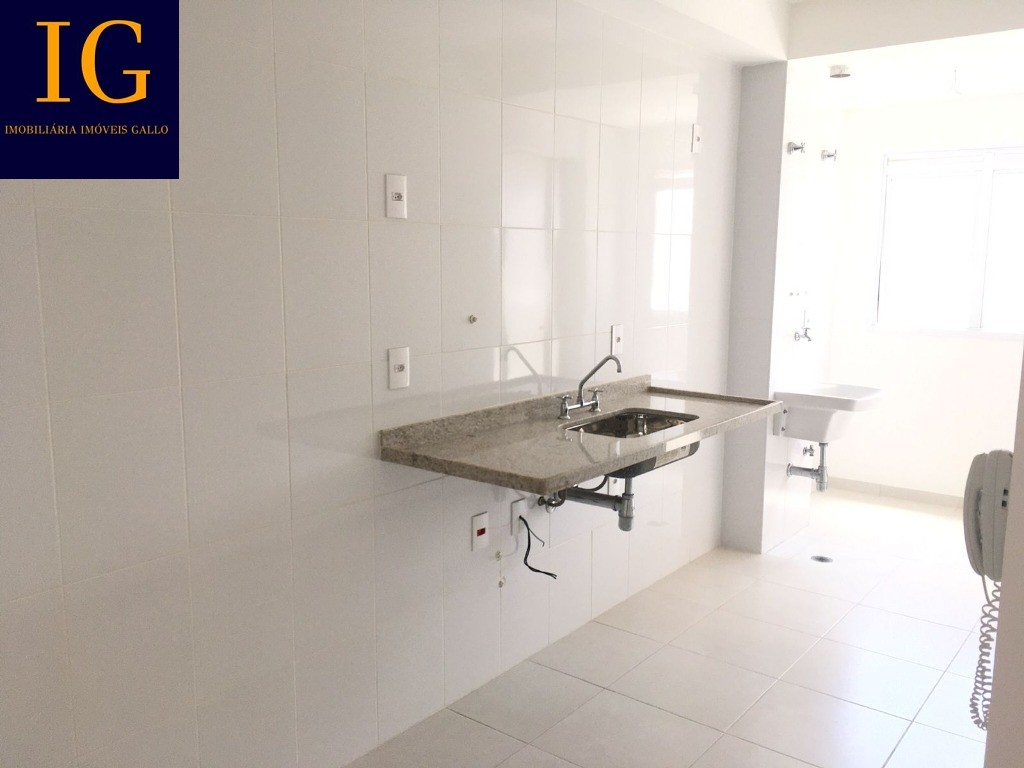 Apartamento à venda com 3 quartos, 85m² - Foto 17