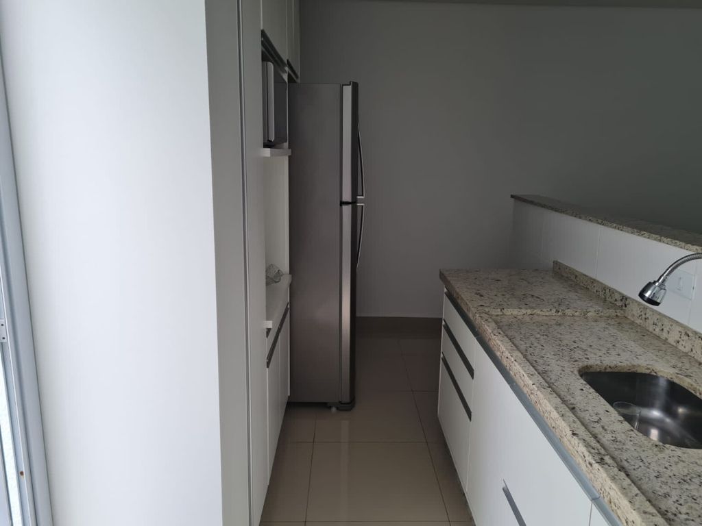 Apartamento à venda com 3 quartos, 71m² - Foto 1