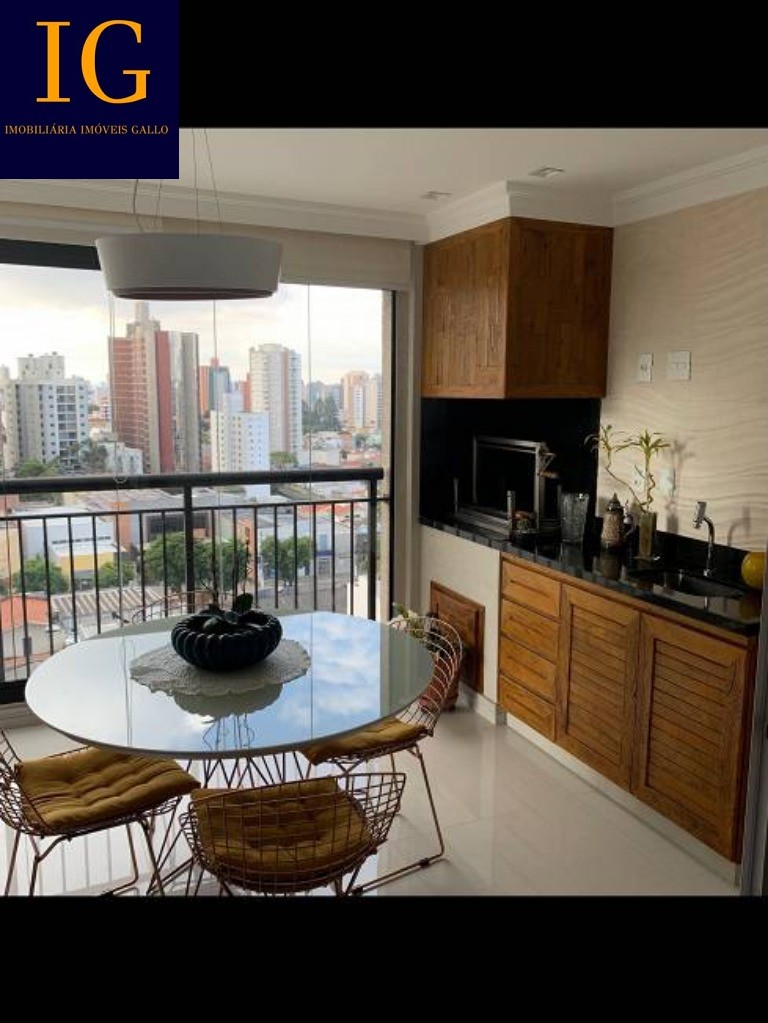 Apartamento à venda com 3 quartos, 150m² - Foto 1