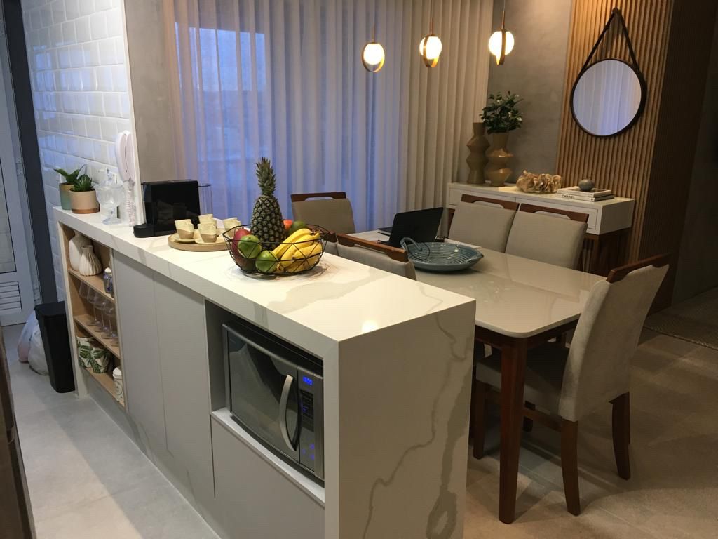 Apartamento à venda com 2 quartos, 65m² - Foto 1