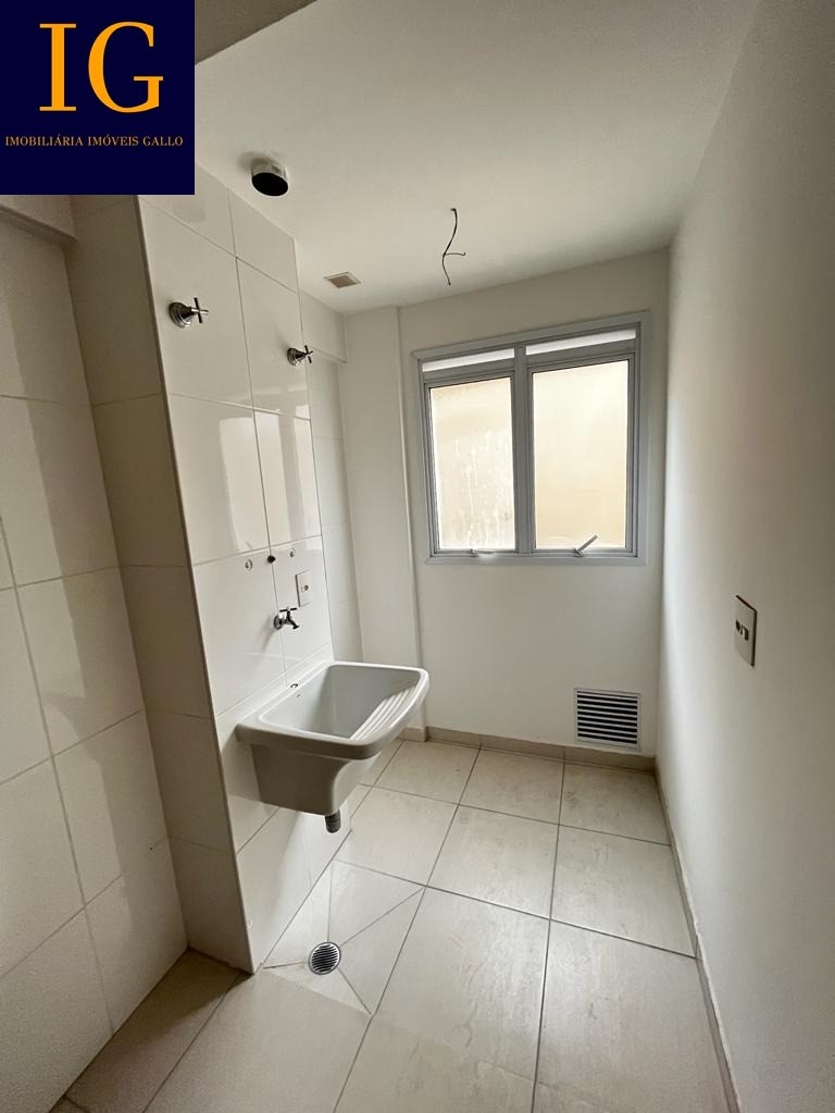 Apartamento à venda com 2 quartos, 67m² - Foto 6