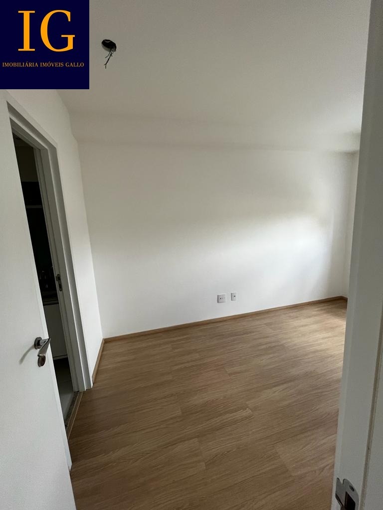 Apartamento à venda com 2 quartos, 60m² - Foto 11