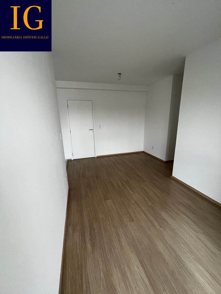 Apartamento à venda com 2 quartos, 60m² - Foto 3