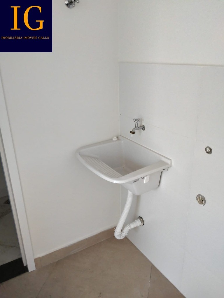 Cobertura à venda com 2 quartos, 100m² - Foto 4