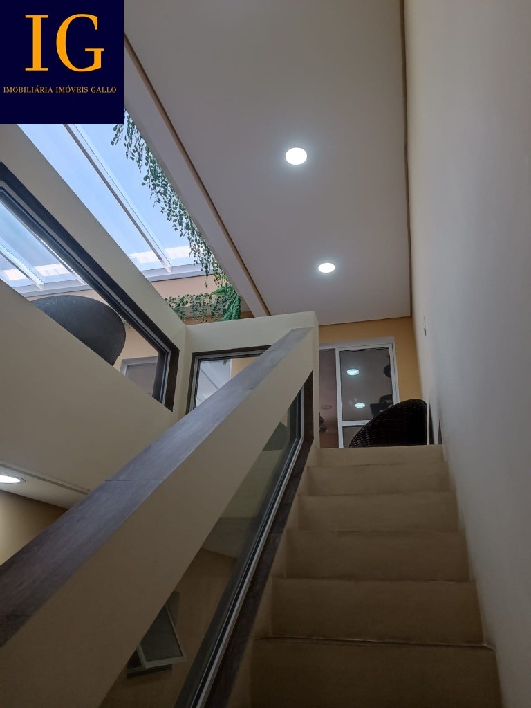 Casa à venda com 2 quartos, 250m² - Foto 15