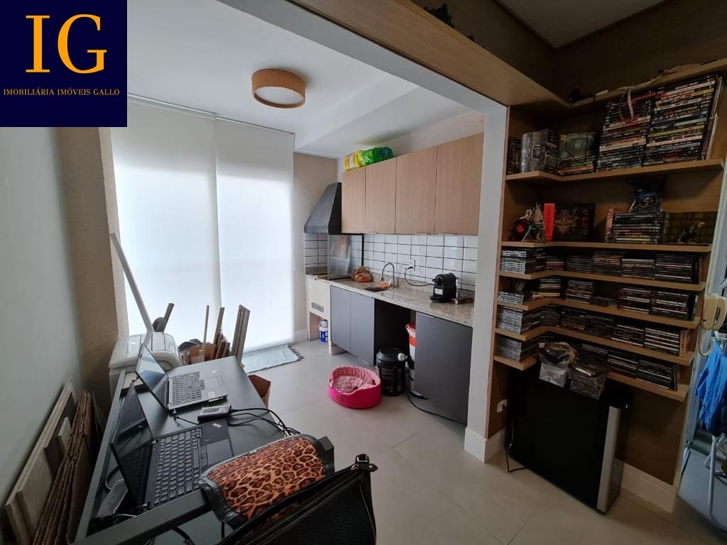 Apartamento à venda com 2 quartos, 66m² - Foto 3