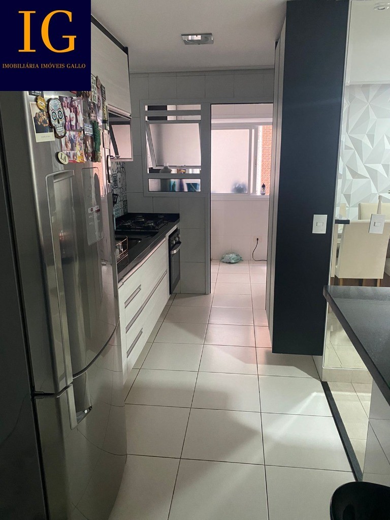 Apartamento à venda com 3 quartos, 107m² - Foto 10