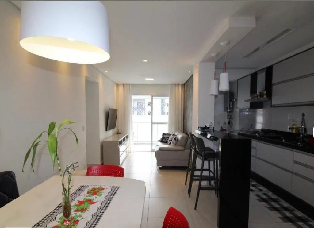 Apartamento à venda com 3 quartos, 79m² - Foto 2