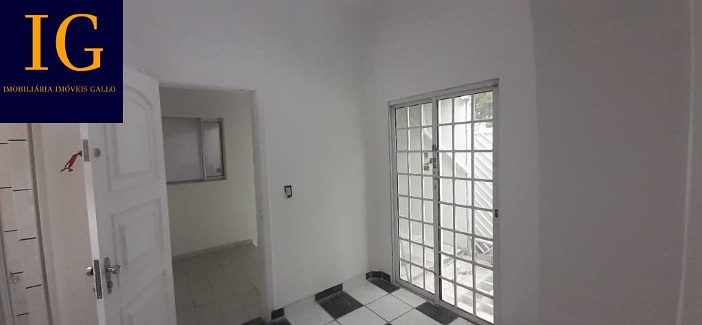 Casa à venda com 4 quartos, 255m² - Foto 9