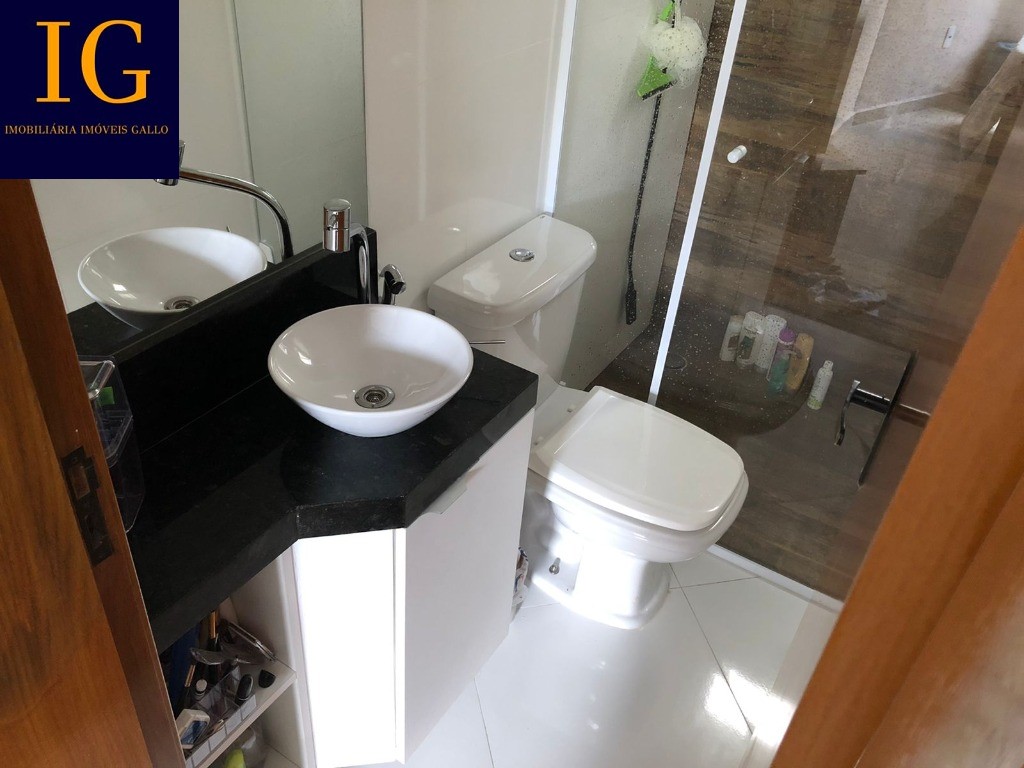 Apartamento à venda com 2 quartos, 62m² - Foto 17