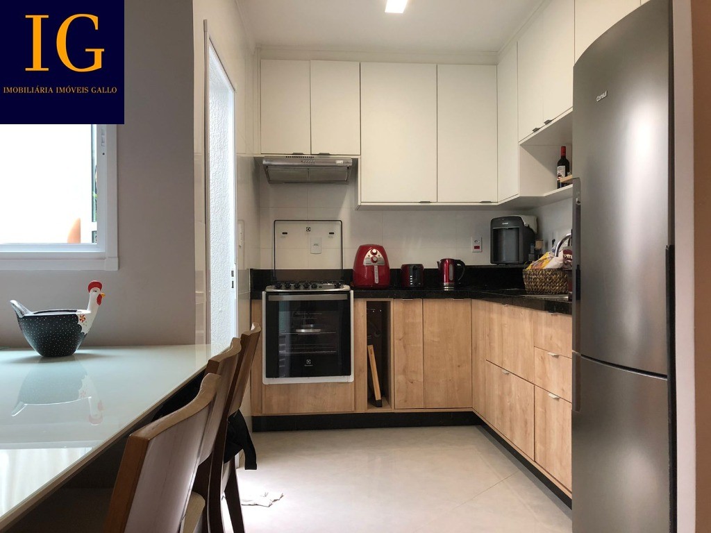 Apartamento à venda com 2 quartos, 62m² - Foto 2