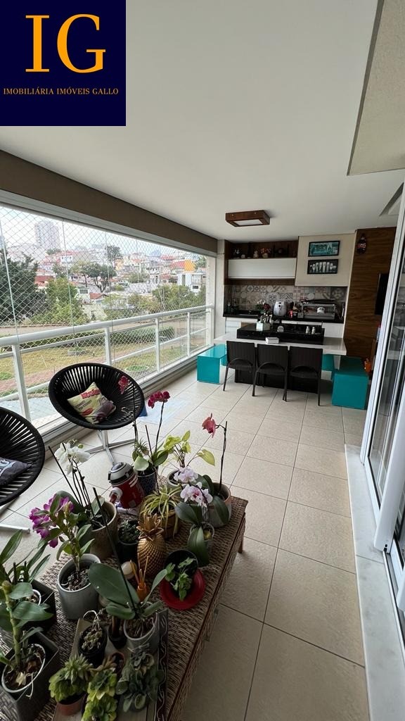 Apartamento à venda com 3 quartos, 186m² - Foto 1