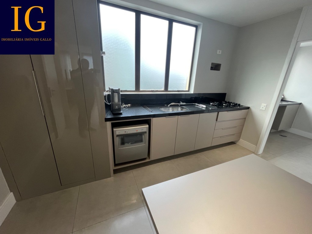 Apartamento à venda com 3 quartos, 125m² - Foto 12