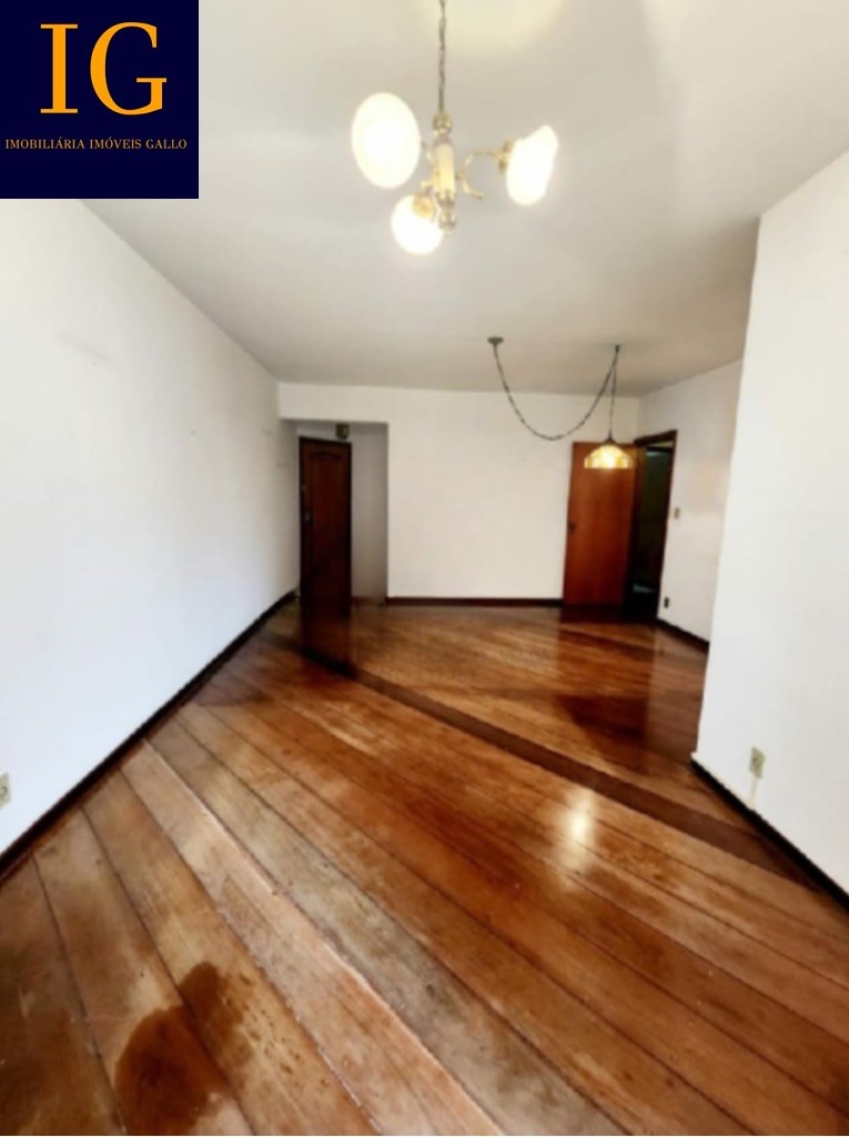 Apartamento à venda com 3 quartos, 110m² - Foto 2