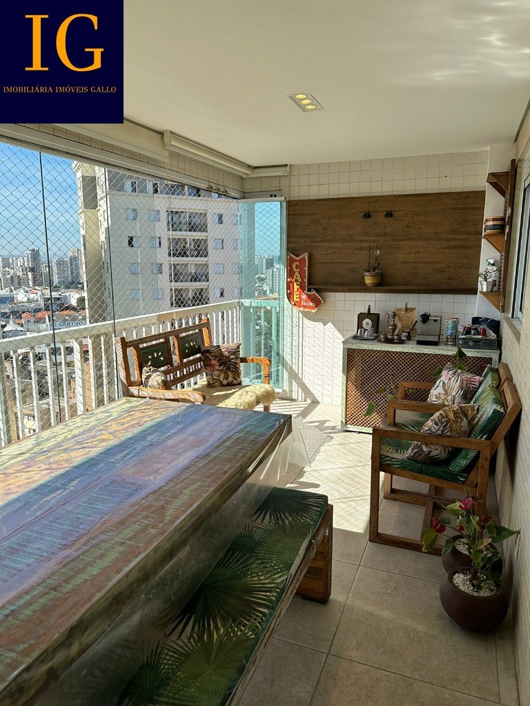 Apartamento à venda com 3 quartos, 139m² - Foto 1