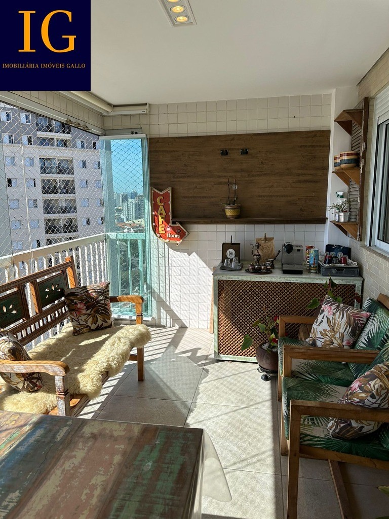 Apartamento à venda com 3 quartos, 139m² - Foto 3