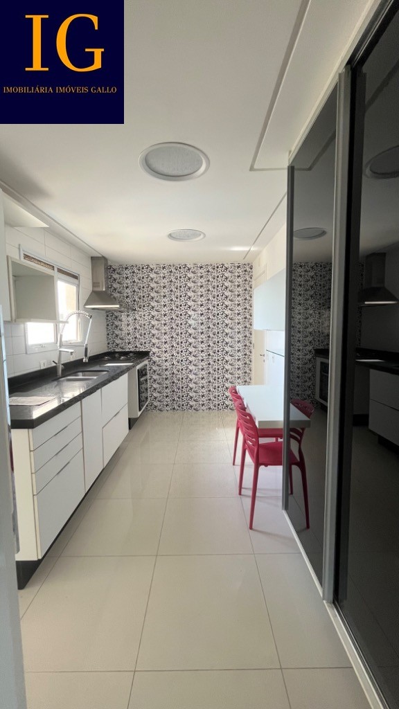 Apartamento à venda com 3 quartos, 166m² - Foto 7