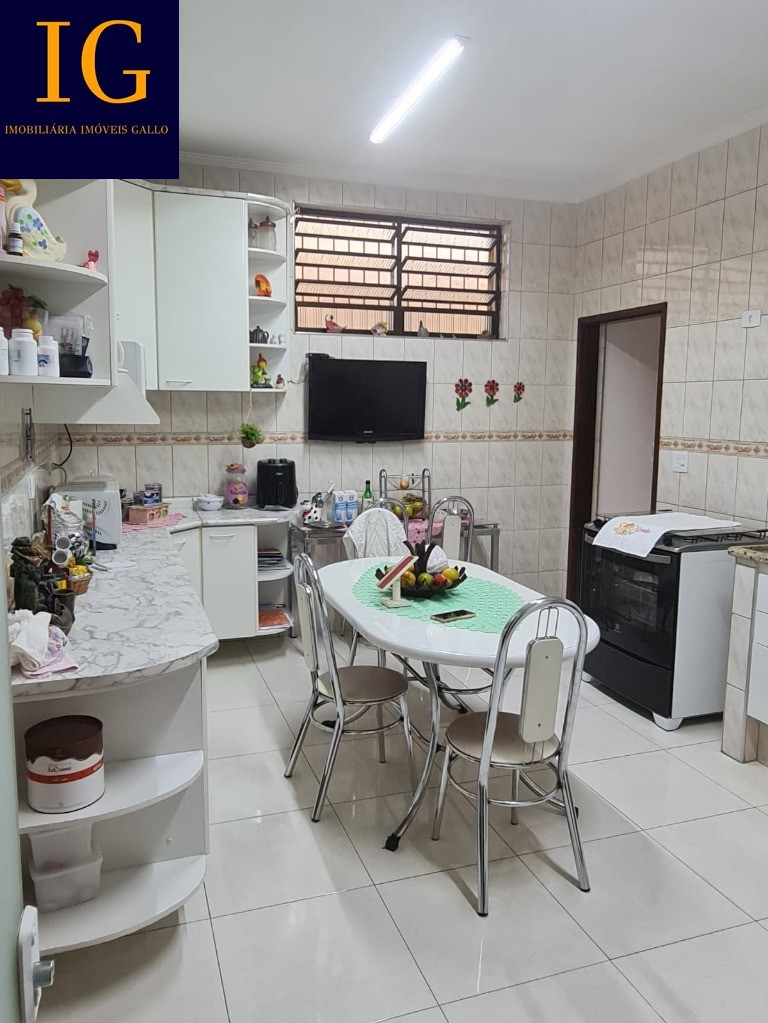 Casa à venda com 2 quartos, 160m² - Foto 10