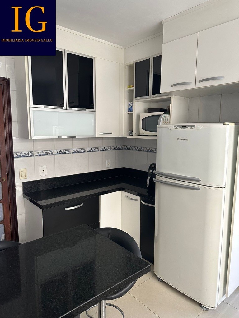 Apartamento à venda com 2 quartos, 79m² - Foto 9