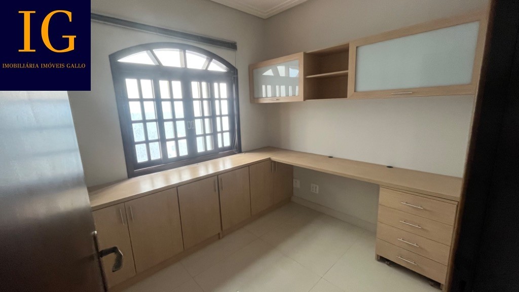 Casa à venda com 3 quartos, 245m² - Foto 6