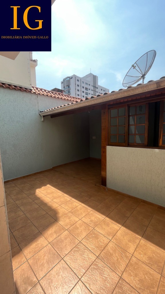 Casa à venda com 3 quartos, 245m² - Foto 31