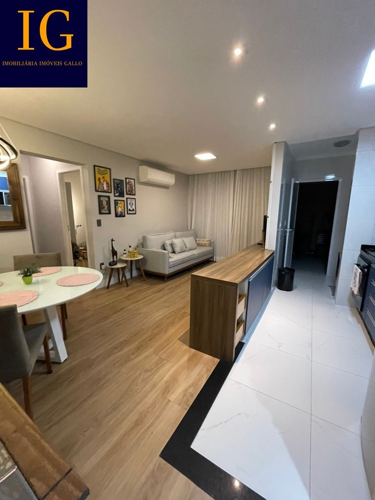 Apartamento à venda com 2 quartos, 67m² - Foto 1