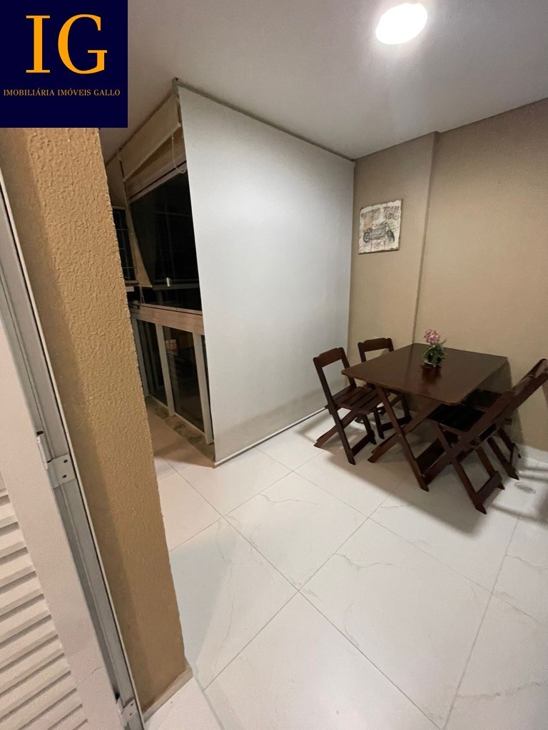 Apartamento à venda com 2 quartos, 67m² - Foto 9