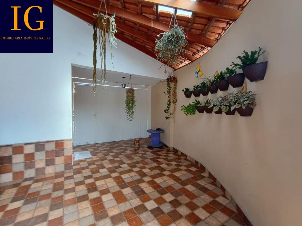 Casa à venda com 3 quartos, 240m² - Foto 24