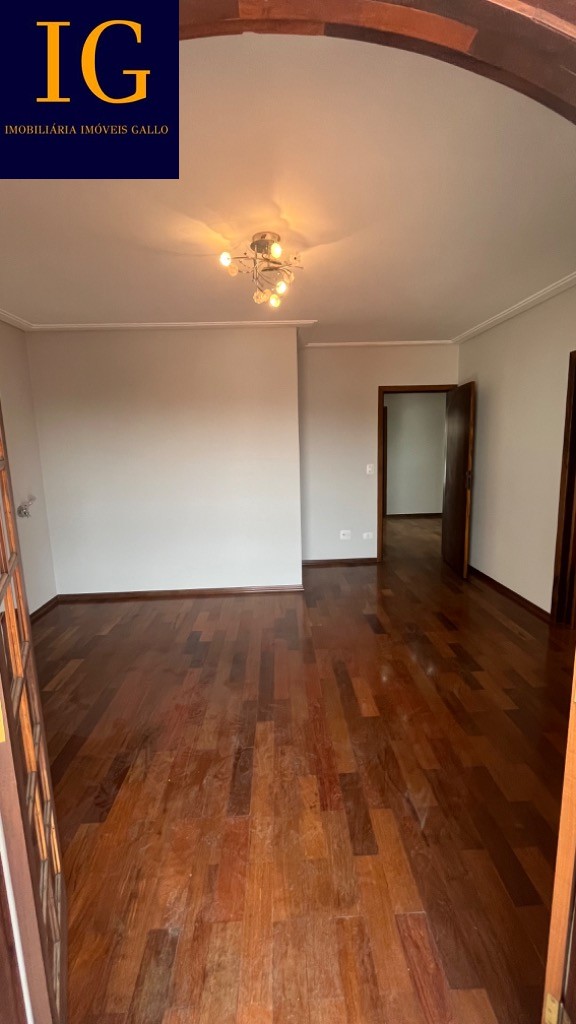 Casa à venda com 3 quartos, 245m² - Foto 22