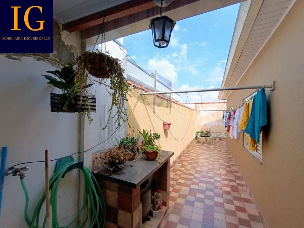 Casa à venda com 3 quartos, 240m² - Foto 19