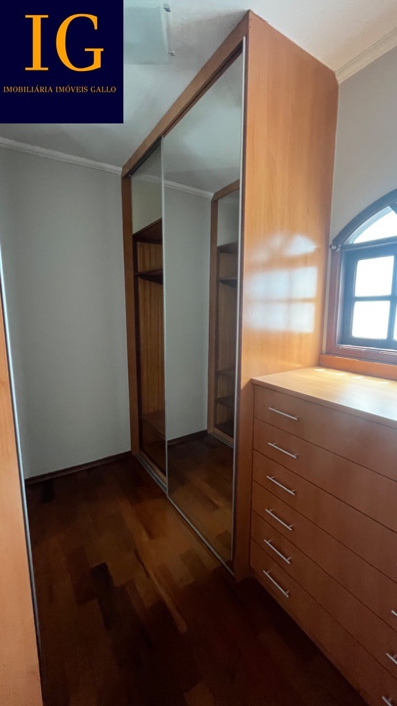 Casa à venda com 3 quartos, 245m² - Foto 24