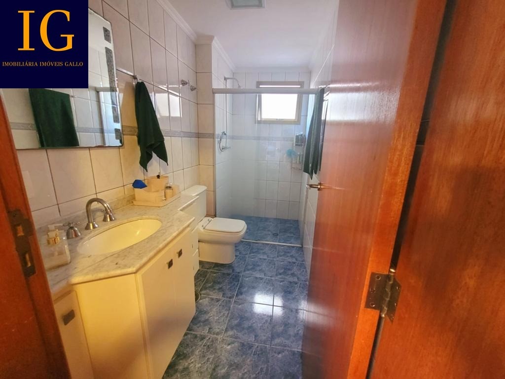 Apartamento à venda com 3 quartos, 117m² - Foto 13