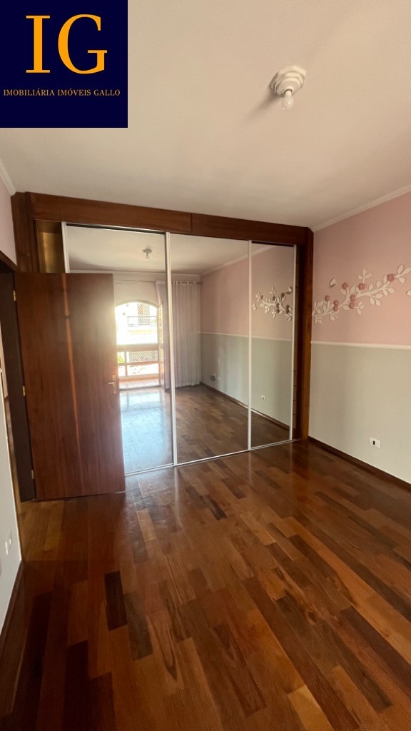 Casa à venda com 3 quartos, 245m² - Foto 20