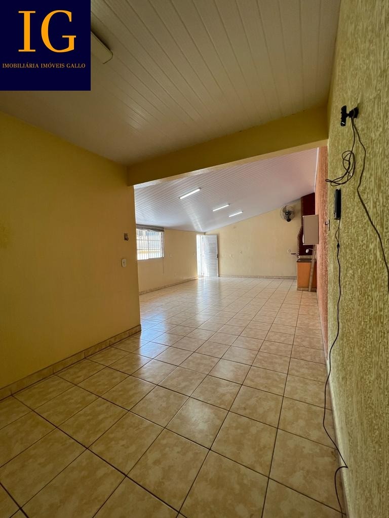 Casa à venda com 3 quartos, 173m² - Foto 7