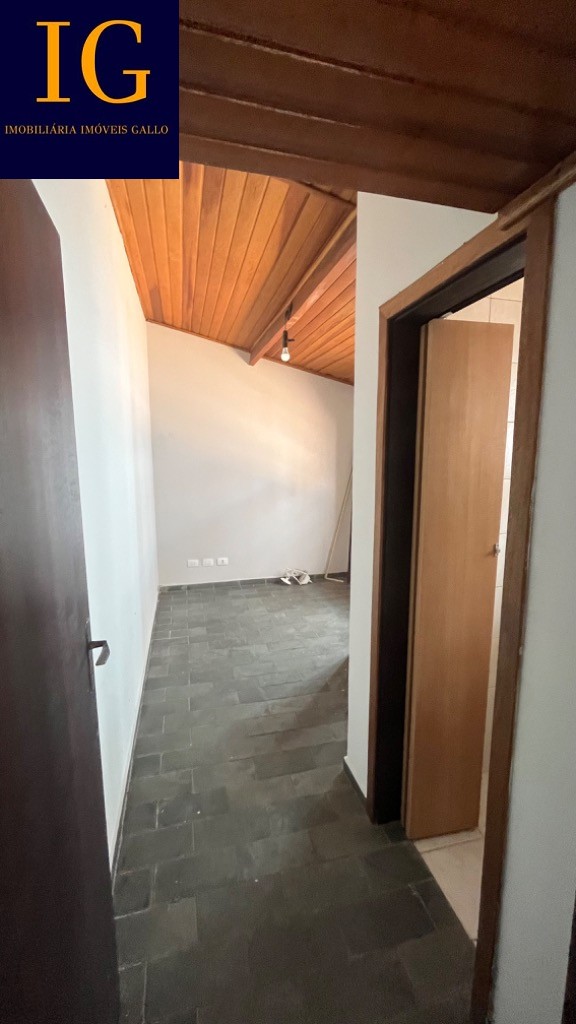 Casa à venda com 3 quartos, 245m² - Foto 33