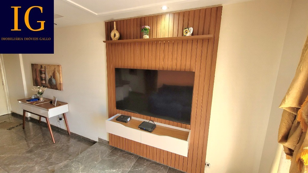 Apartamento à venda com 3 quartos, 113m² - Foto 2