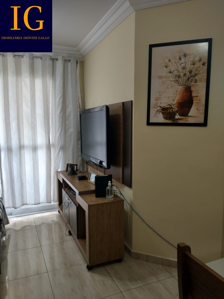 Apartamento à venda com 3 quartos, 70m² - Foto 4