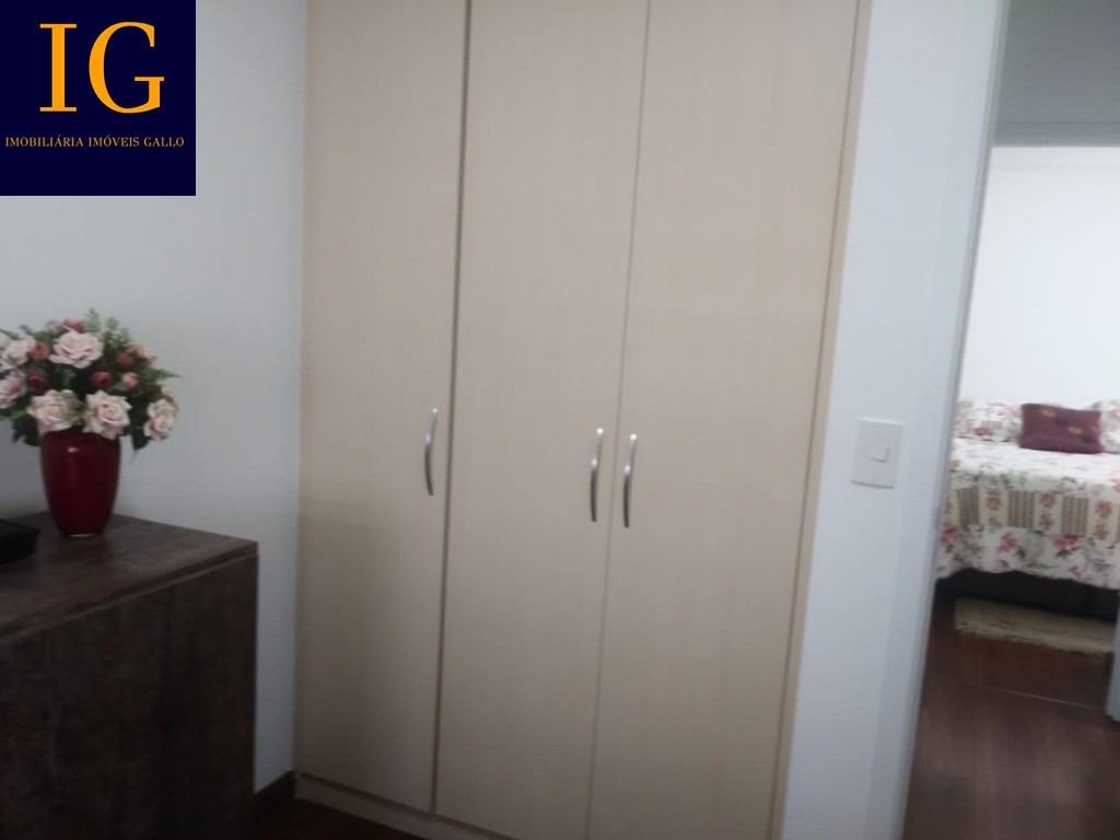 Apartamento à venda com 2 quartos, 70m² - Foto 12